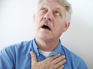 Image showing Senior man looks toward heaven.