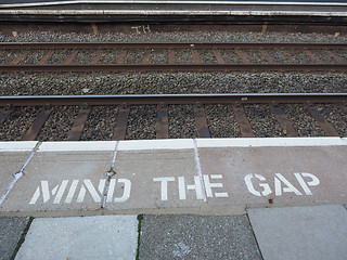 Image showing Mind the gap in London
