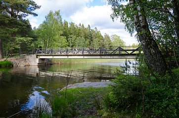 Image showing one bridge with the lake