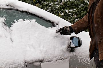 Image showing Snowy car