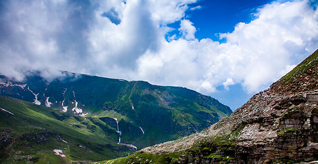 Image showing Rohtang La pass Traffic jam of cars