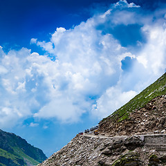 Image showing Rohtang La pass Traffic jam of cars