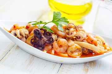 Image showing salad with seafood