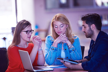 Image showing students group working on school  project  together