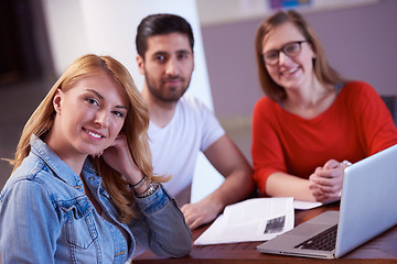 Image showing students group working on school  project  together