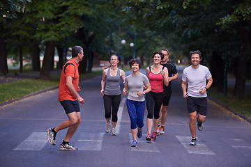 Image showing people group jogging