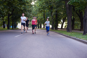 Image showing people group jogging