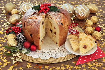 Image showing Panettone Cake