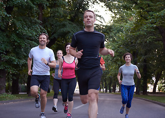 Image showing people group jogging