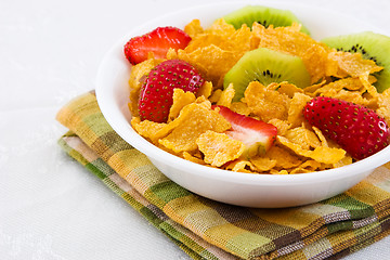 Image showing Corn Flakes with Strawberries and Kiwi Fruit