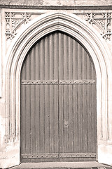 Image showing door southwark  cathedral in london england old  construction an