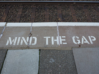 Image showing Mind the gap in London