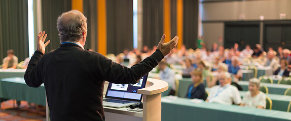 Image showing Speaker at Business Conference and Presentation.