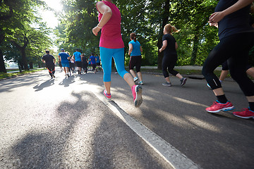 Image showing people group jogging