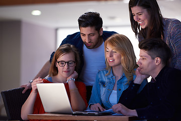 Image showing students group working on school  project  together