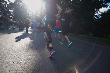 Image showing people group jogging