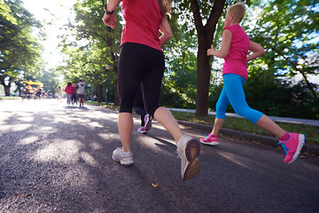 Image showing people group jogging