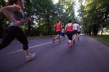 Image showing people group jogging