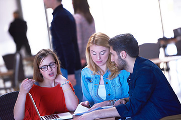 Image showing students group working on school  project  together