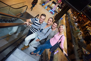 Image showing friends in shopping