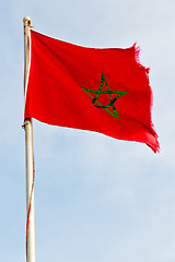 Image showing tunisia  flag in the blue sky  colour and wave