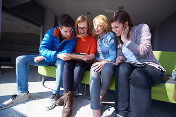 Image showing students group working on school  project  together