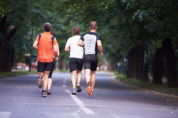 Image showing people group jogging