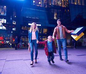 Image showing Group Of Friends Enjoying Shopping