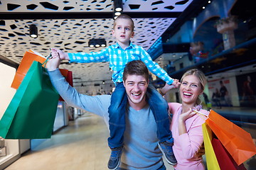 Image showing young family with shopping bags