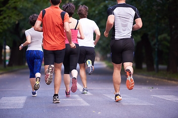 Image showing people group jogging