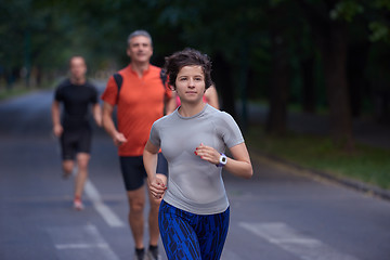 Image showing people group jogging