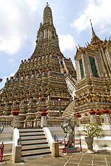 Image showing  pavement gold    temple   in   statue   of the temple 