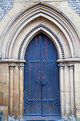 Image showing door southwark  cathedral in london 