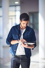 Image showing student using tablet computer