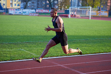 Image showing Athletic man start