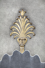 Image showing Decorative palm-leaf, architecture detail