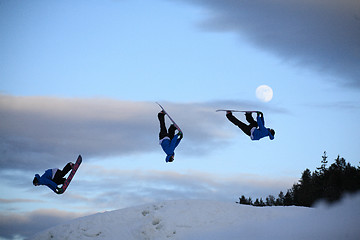 Image showing Snowboardjump sequence