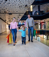 Image showing young family with shopping bags