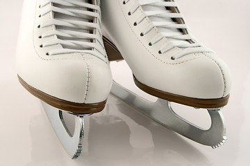 Image showing A pair of white figure skates