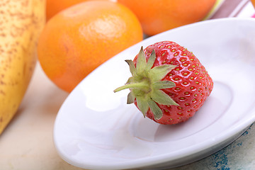 Image showing strawberry, mandarin, orange, banana, many different fruits for the health of the entire family