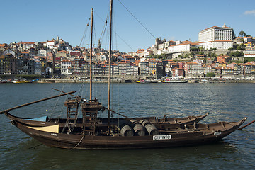 Image showing EUROPE PORTUGAL PORTO RIBEIRA OLD TOWN DOURO RIVER