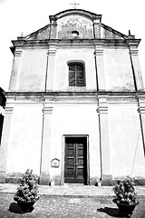 Image showing monument old architecture in italy europe milan religion       a