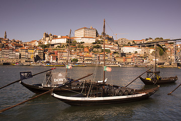 Image showing EUROPE PORTUGAL PORTO RIBEIRA OLD TOWN DOURO RIVER