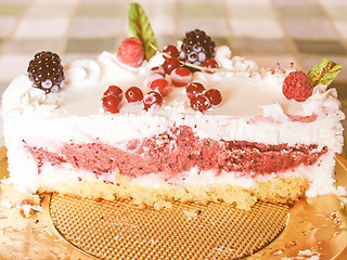 Image showing Retro looking Pie cake