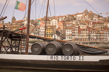 Image showing EUROPE PORTUGAL PORTO RIBEIRA OLD TOWN DOURO RIVER