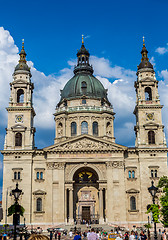 Image showing St. Stephen\'s Basilica, the largest church in Budapest, Hungary