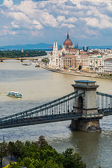 Image showing Chain Bridge and Hungarian Parliament, Budapest, Hungary