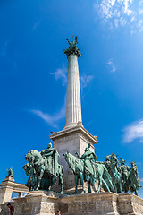 Image showing Heroes square in Budapest,