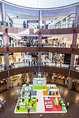 Image showing Interior View of Dubai Mall - world\'s largest shopping mall