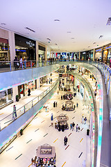 Image showing Interior View of Dubai Mall - world\'s largest shopping mall